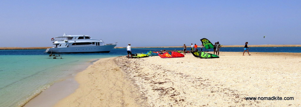 tawila lagoon croisiere kitsurf mer rouge egypte kitesurfing safari red sea egypt travel sejour voyages kite surf bruno monbeig nomad kite cruise
